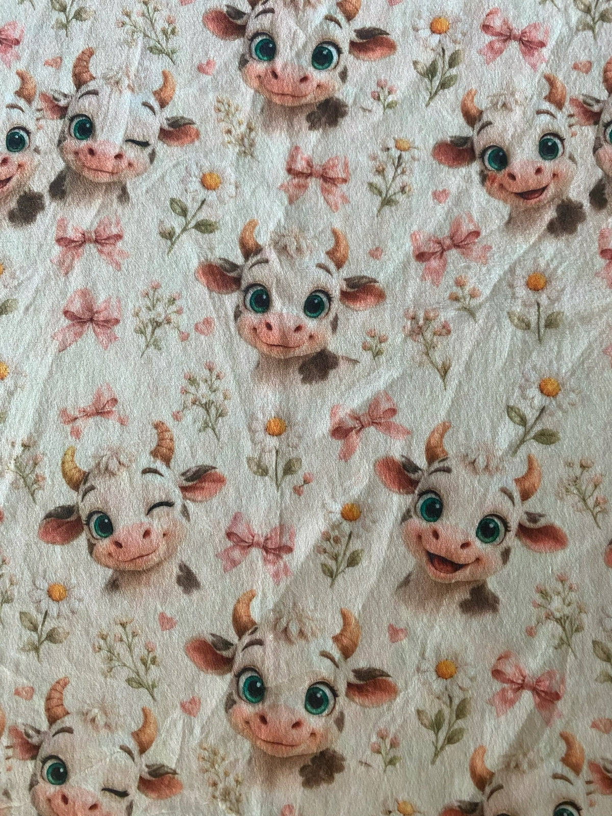 Couverture Squish enfant – Petites vaches coquettes - rose