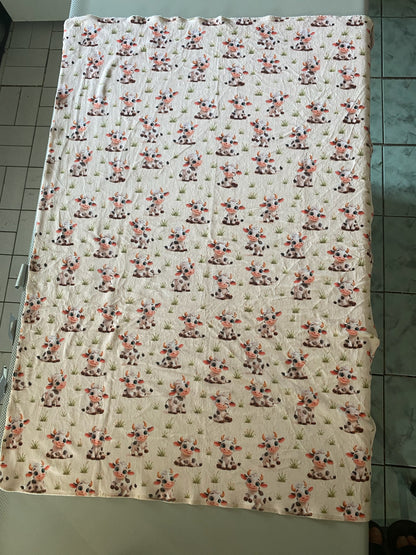 Couverture Squish enfant – Vaches rigolotes