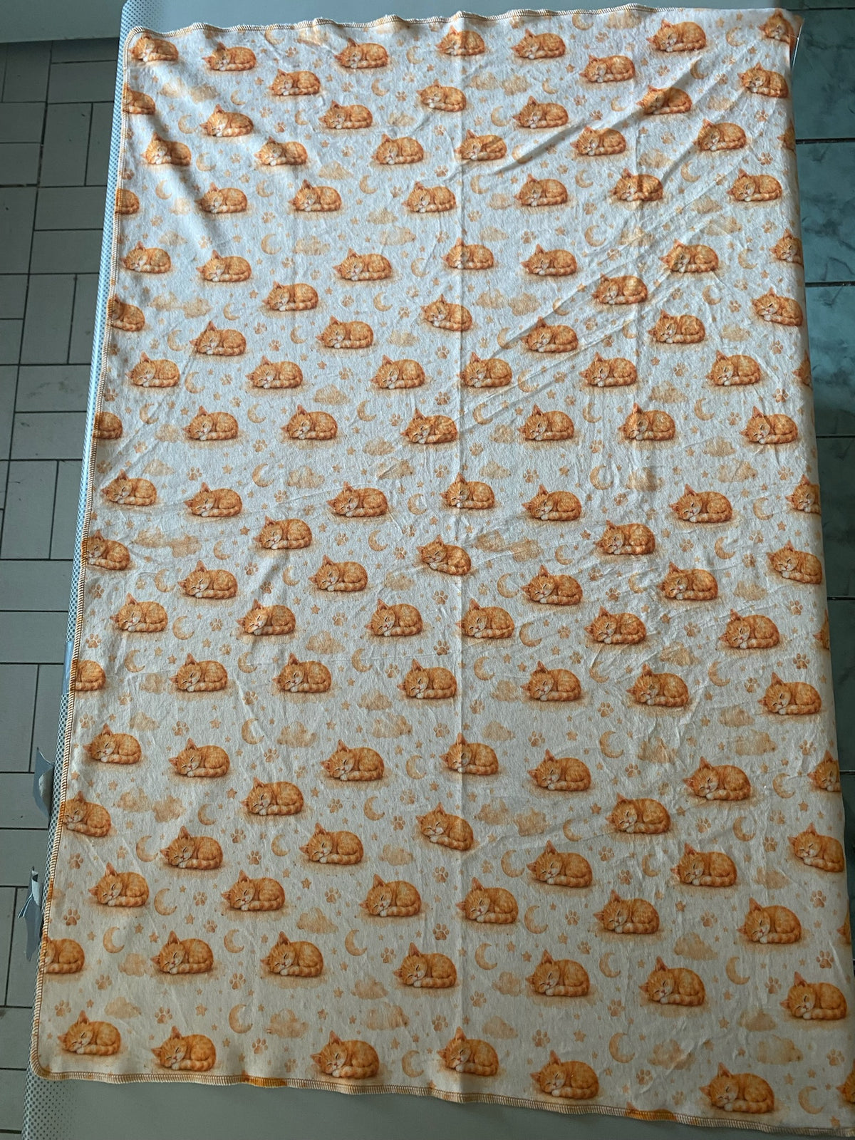 Couverture Squish enfant – Chatons rêveurs- foncé