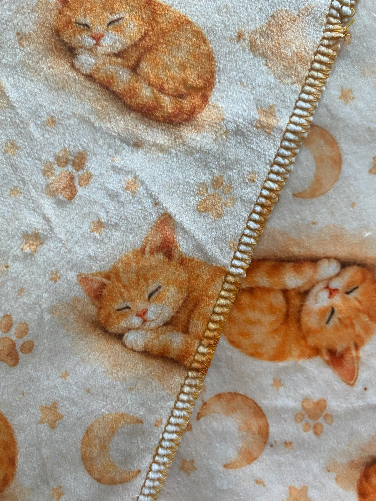Couverture Squish enfant – Chatons rêveurs- foncé